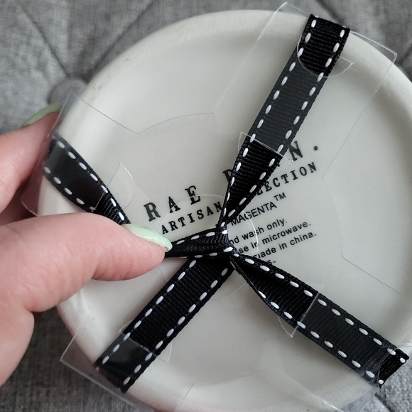 Rae Dunn Halloween Measuring Cups - Picture 3 of 4